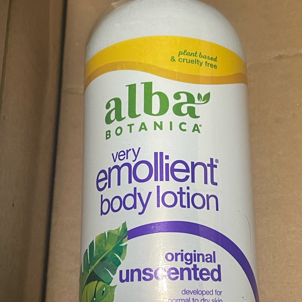 Alba Botanica Very Emollient Unscented Original Body Lotion